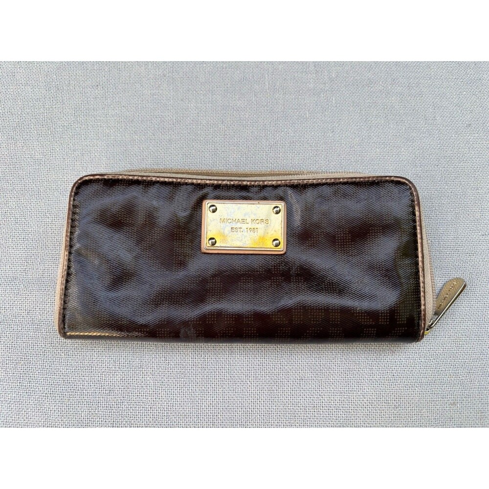 Michael Kors Jet SetTravel Continental Zip Around Wallet PVC Brown